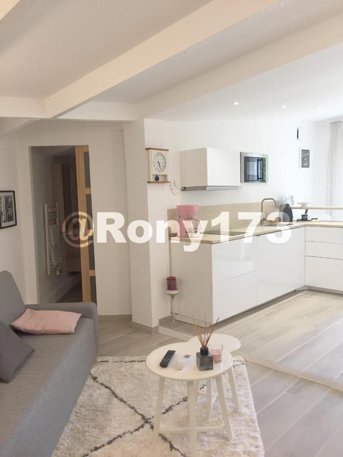 Studio Proche Mer Et Ville Toulon 2 Pers Екстер'єр фото